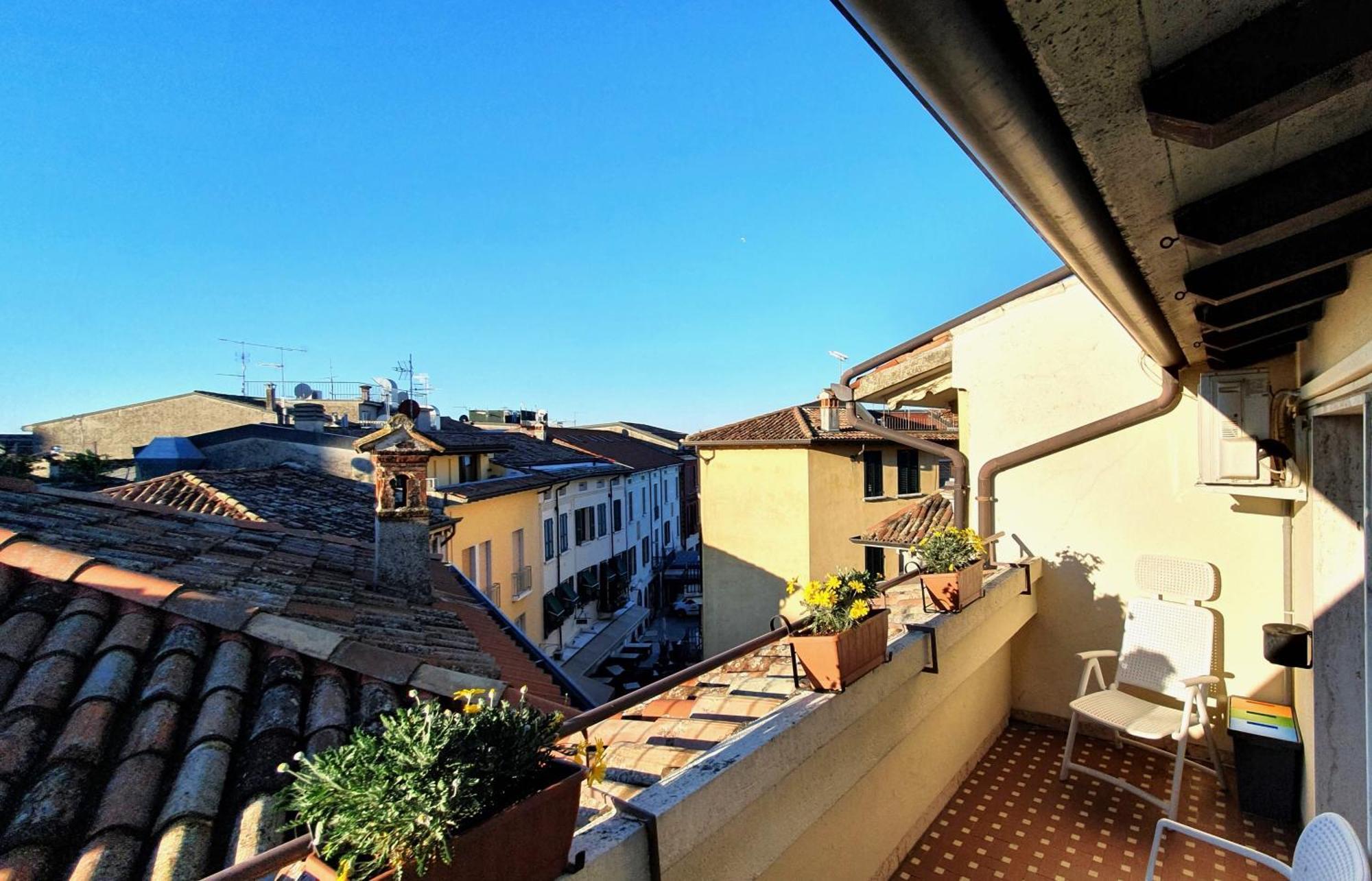 Sirmione4U - Domus By The Castle Apartment Luaran gambar