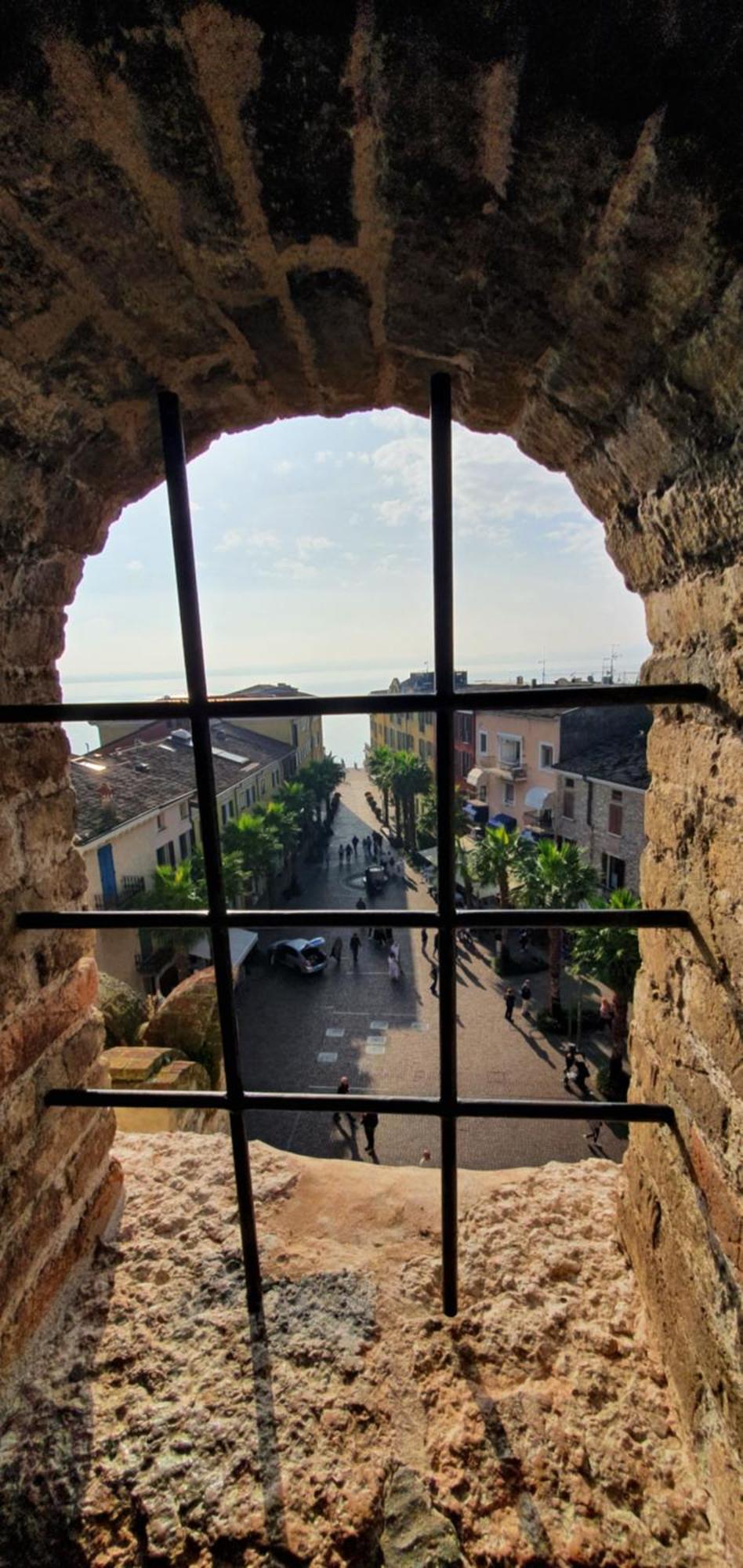 Sirmione4U - Domus By The Castle Apartment Luaran gambar